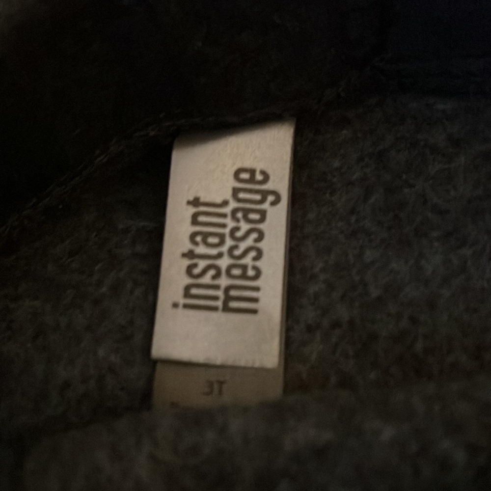 Joggers - Picture 3 of 3